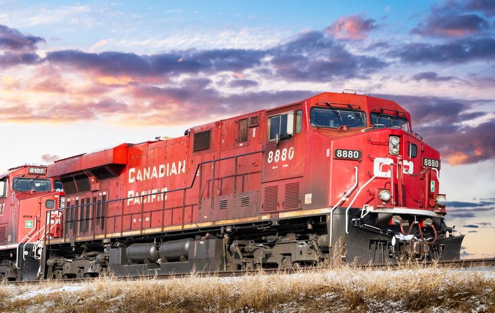 canadian pacific shipping train