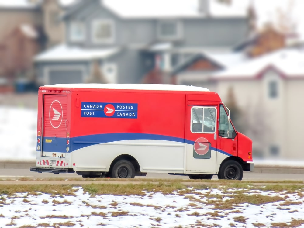 Service d'expédition de Postes Canada