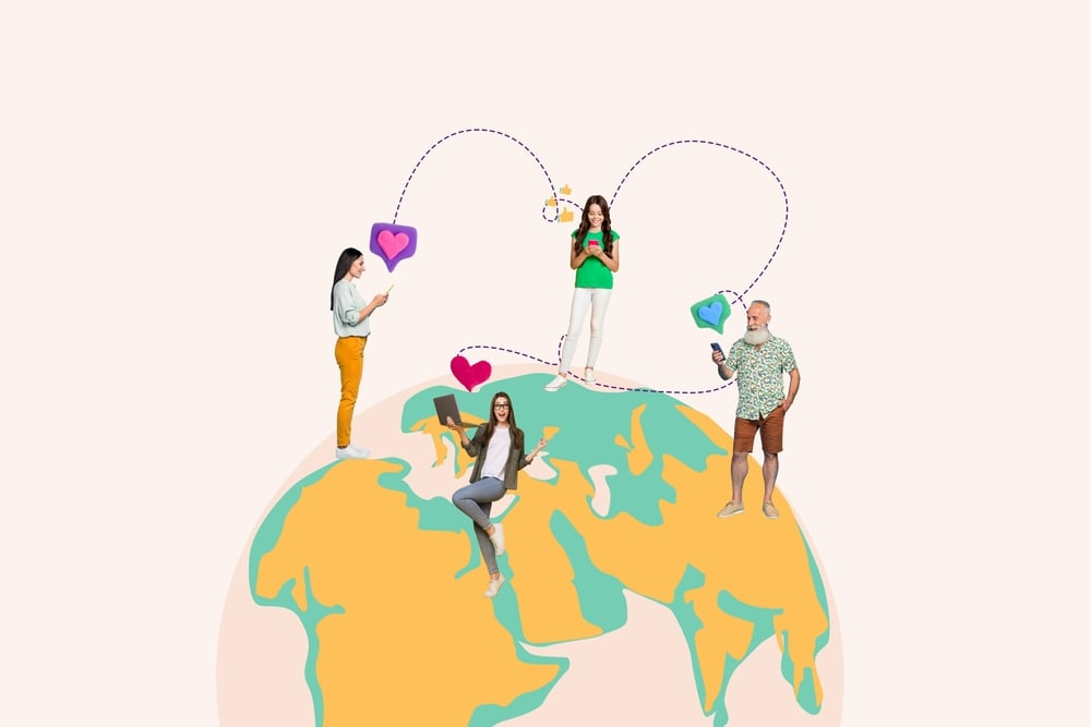 un groupe de personnes debout sur un globe terrestre partageant un contenu respectueux de l'environnement